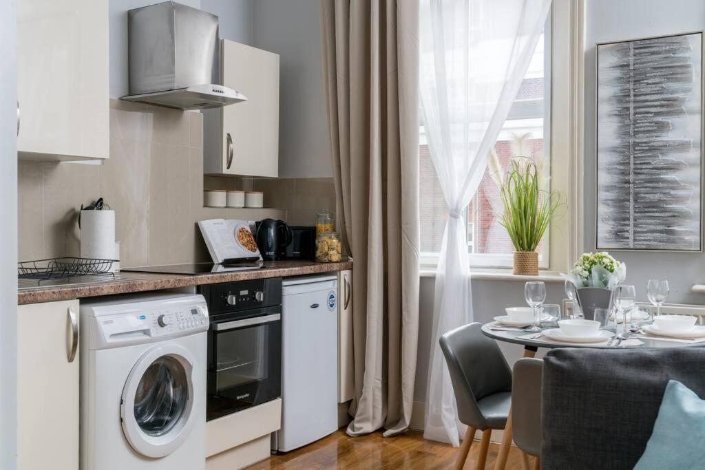 Apartamento Cozy 1 Bed For 4 Paddington Londres Exterior foto
